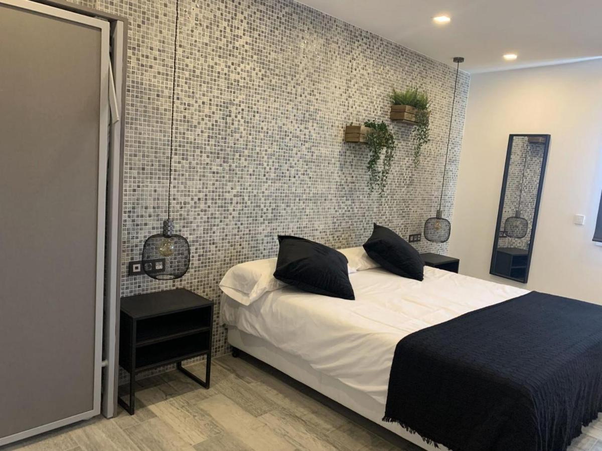 Hotel Riojano 乌马内斯-德马德里 外观 照片