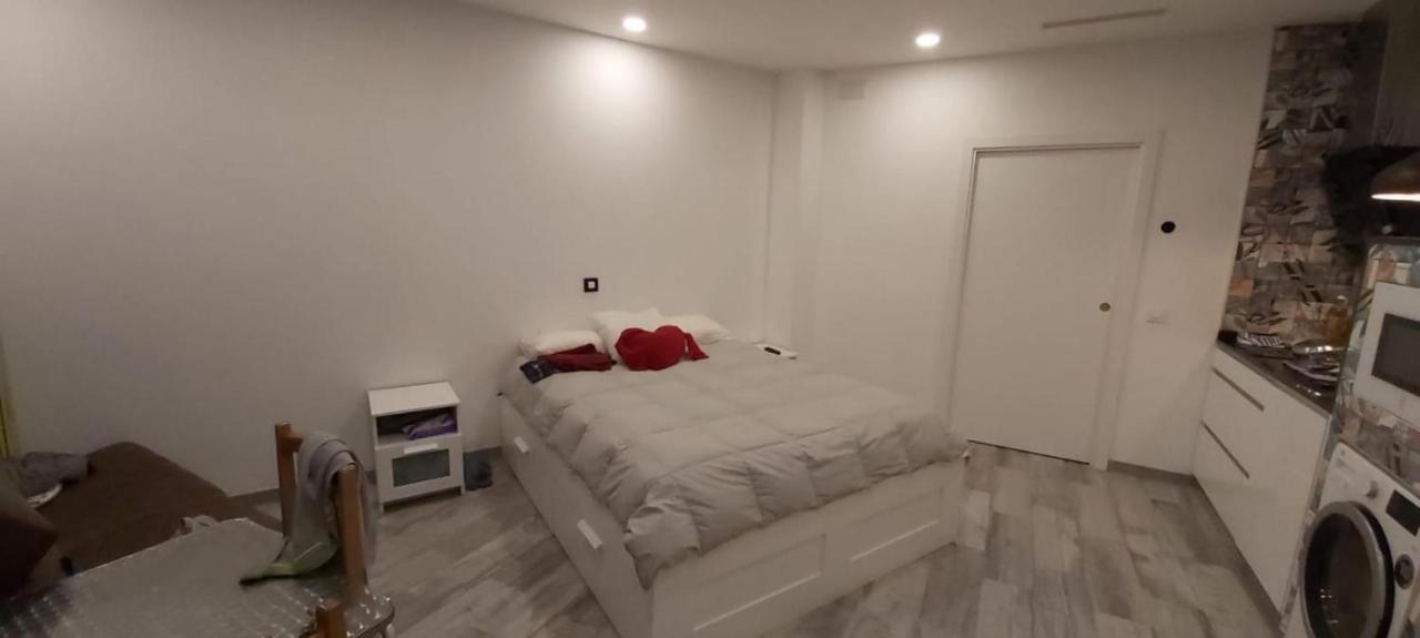 Hotel Riojano 乌马内斯-德马德里 外观 照片