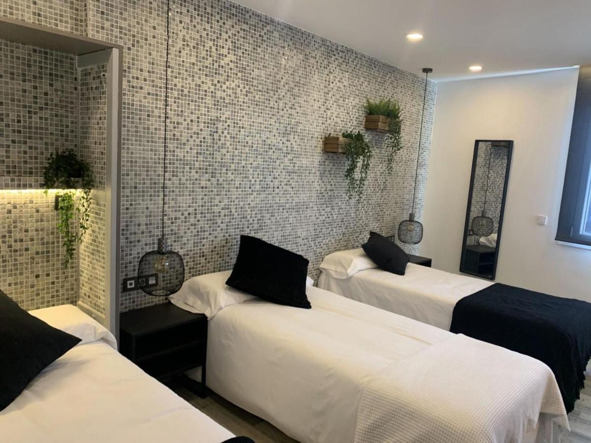 Hotel Riojano 乌马内斯-德马德里 外观 照片