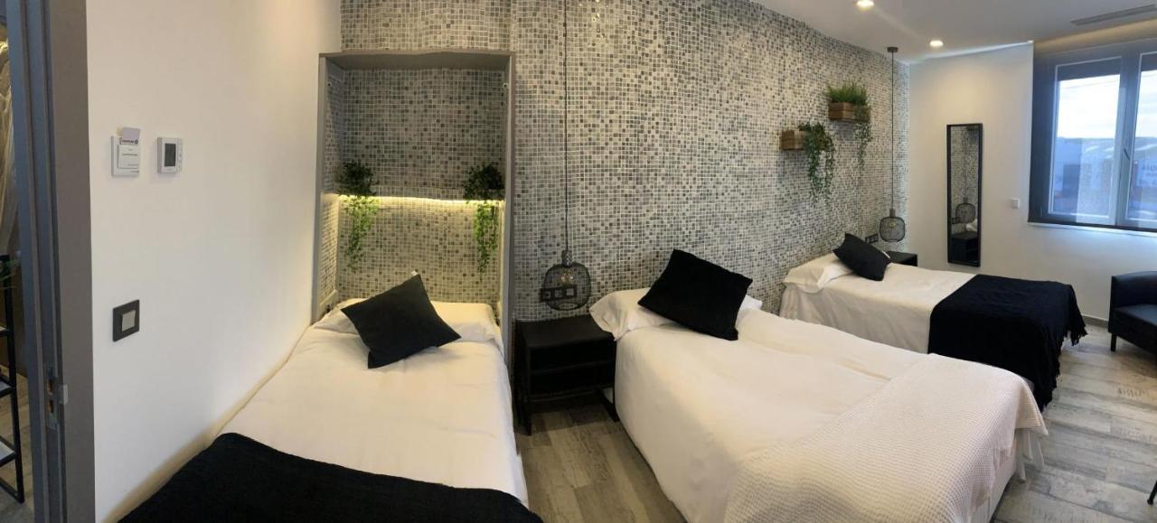 Hotel Riojano 乌马内斯-德马德里 外观 照片