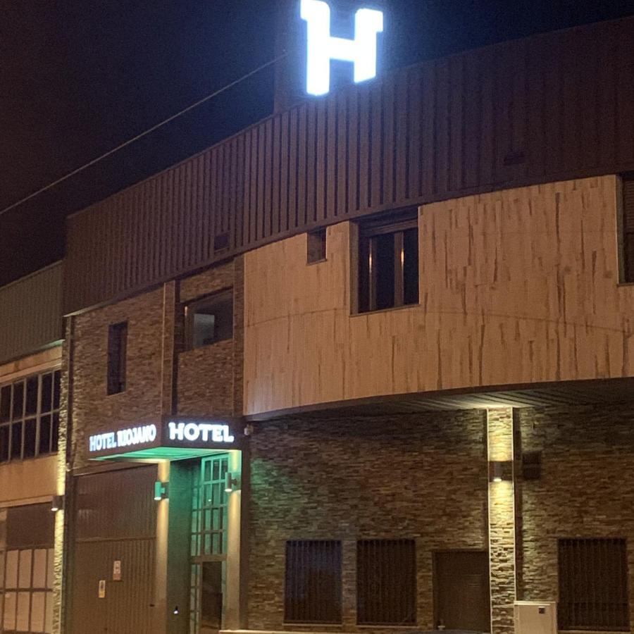 Hotel Riojano 乌马内斯-德马德里 外观 照片