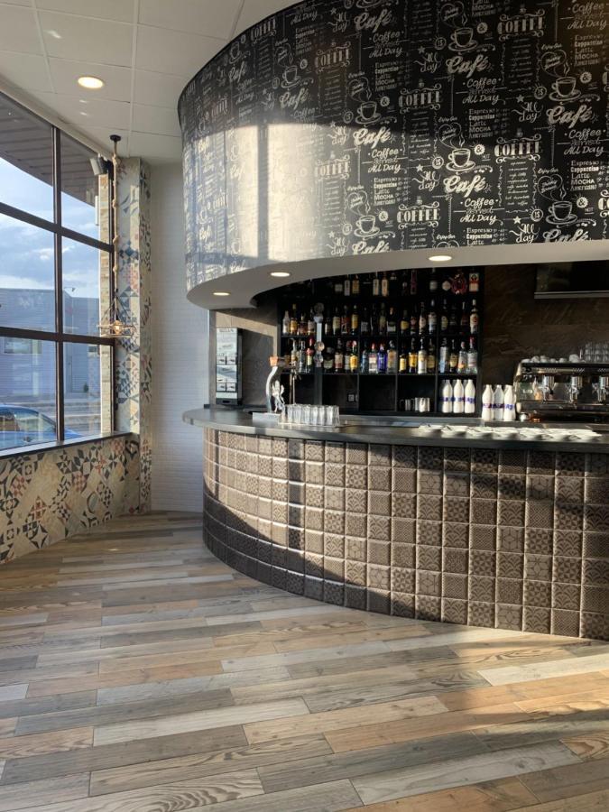 Hotel Riojano 乌马内斯-德马德里 外观 照片