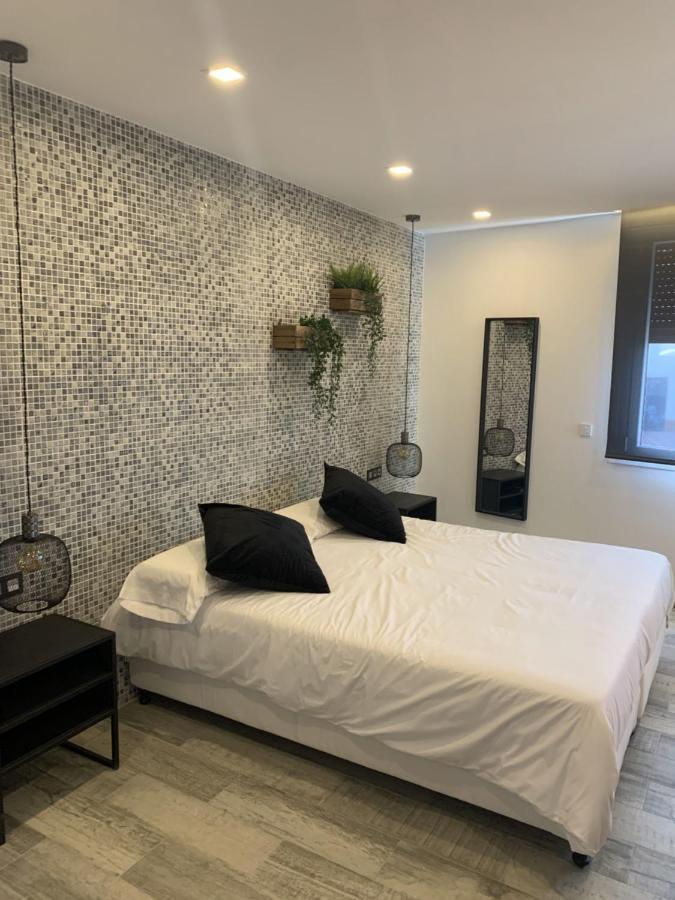 Hotel Riojano 乌马内斯-德马德里 外观 照片