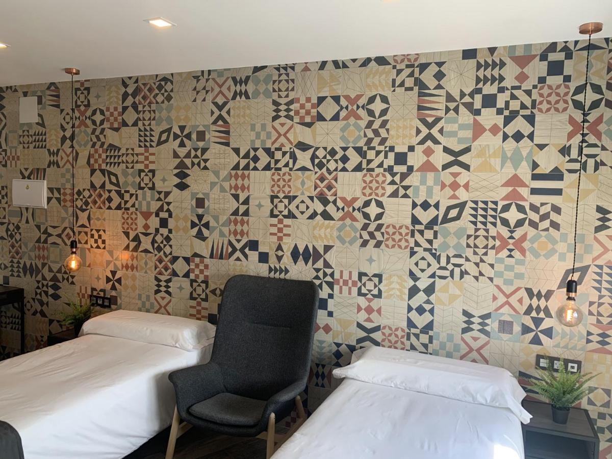 Hotel Riojano 乌马内斯-德马德里 外观 照片