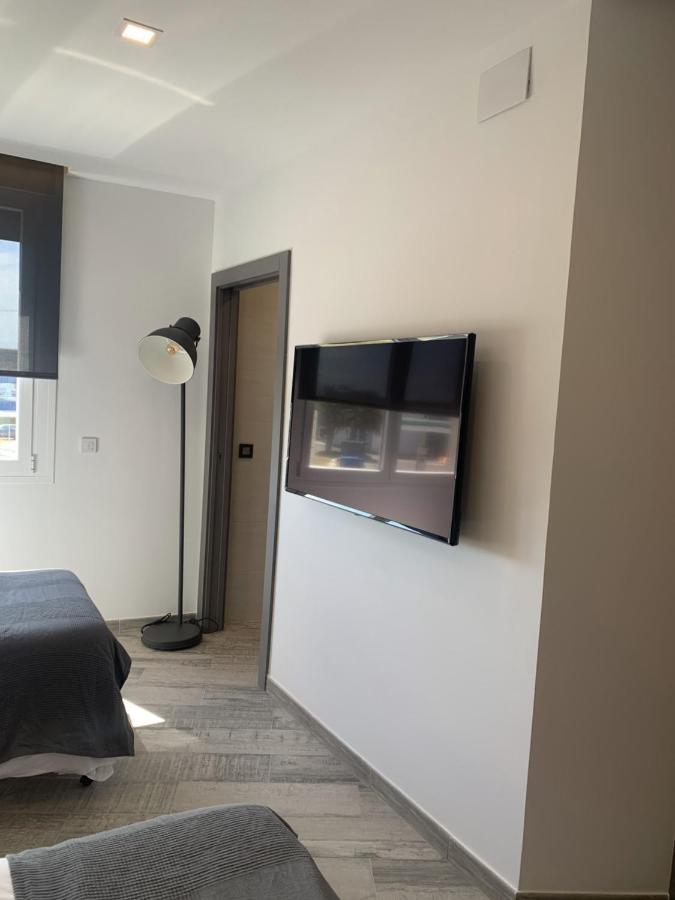 Hotel Riojano 乌马内斯-德马德里 外观 照片