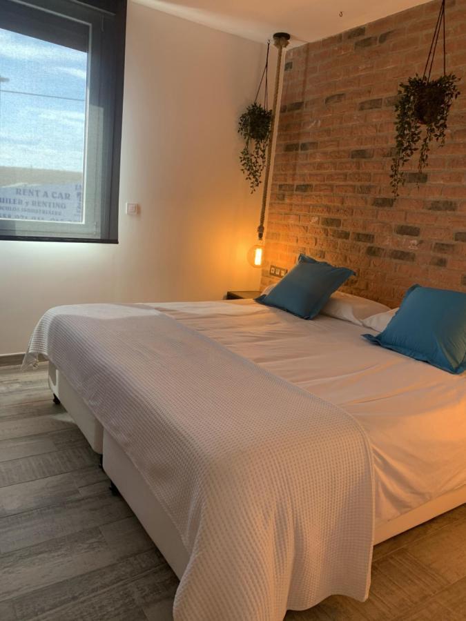 Hotel Riojano 乌马内斯-德马德里 外观 照片